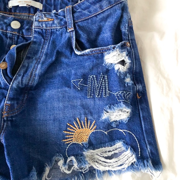 ZARA / TRAFALUC DENIM SHORTS WITH EMBROIDERY - Picture 3 of 7